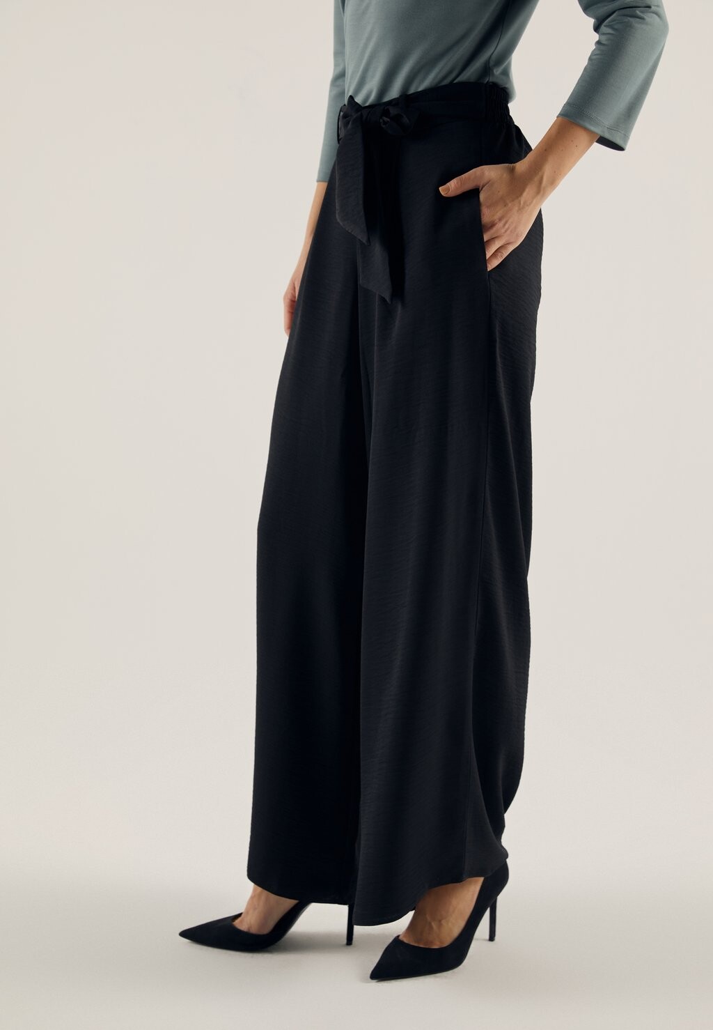 Брюки Anna Field, черные
Брюки Anna Field, черные