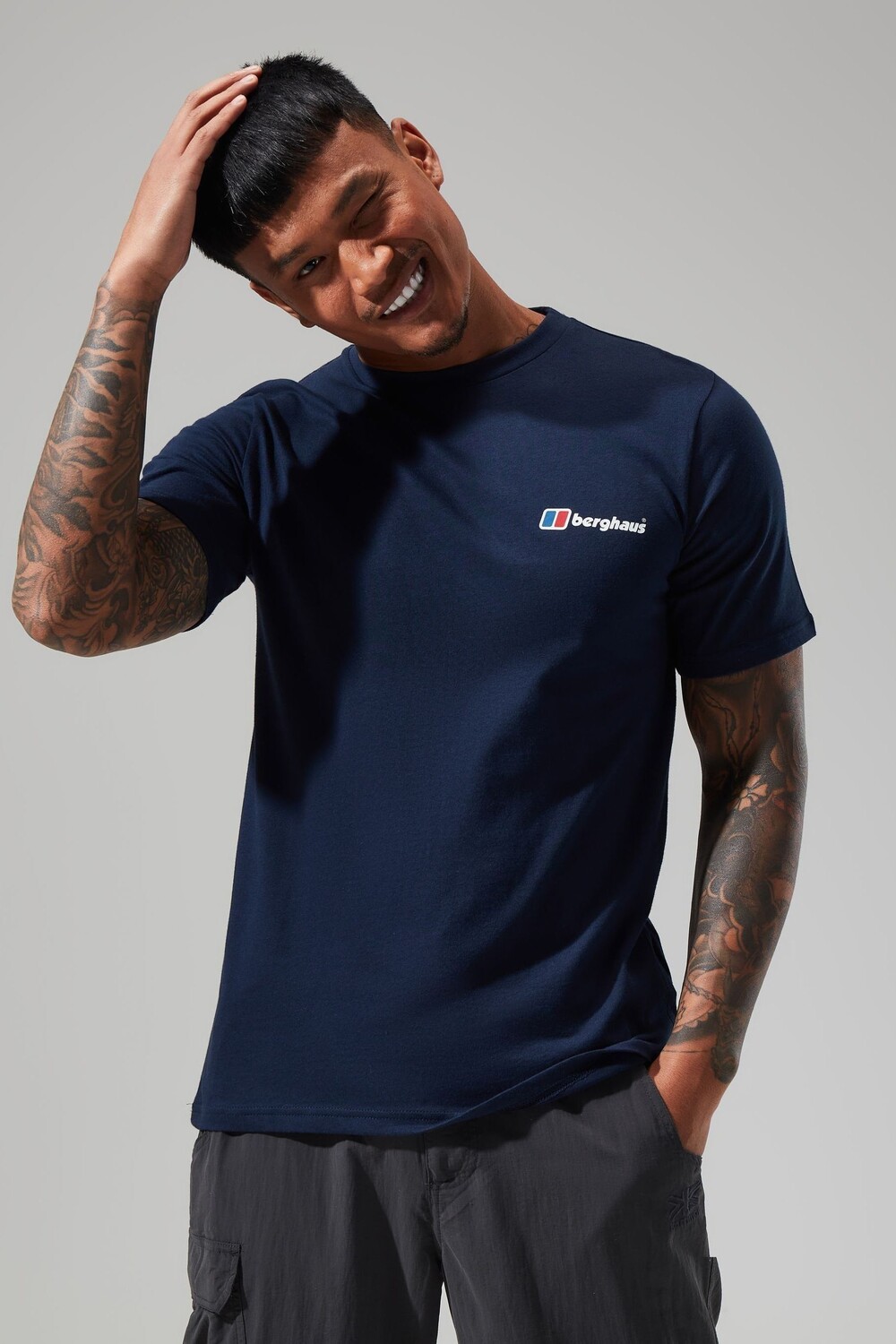Классическая футболка из натурального хлопка с логотипом Berghaus, синий
Классическая футболка из натурального хлопка с логотипом Berghaus, синий