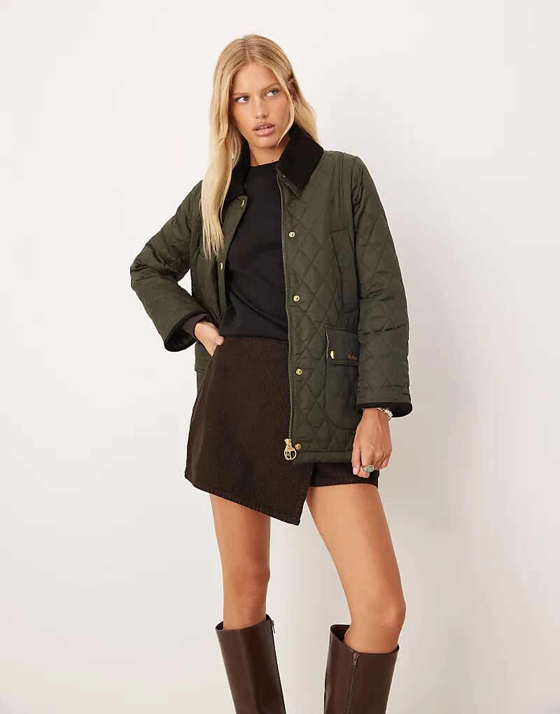 Стеганая куртка Barbour Modern Beadnell в цвете шалфей/старинный
Стеганая куртка Barbour Modern Beadnell в цвете шалфей/старинный