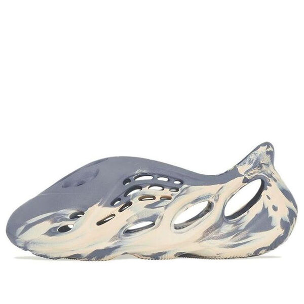 Сандалии из пеноматериала Adidas Yeezy, серый
Сандалии из пеноматериала Adidas Yeezy, серый