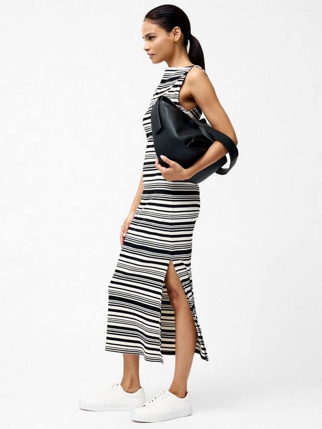 Платье в рубчик в полоску от sasia French Connection, черный/белый
Платье в рубчик в полоску от sasia French Connection, черный/белый