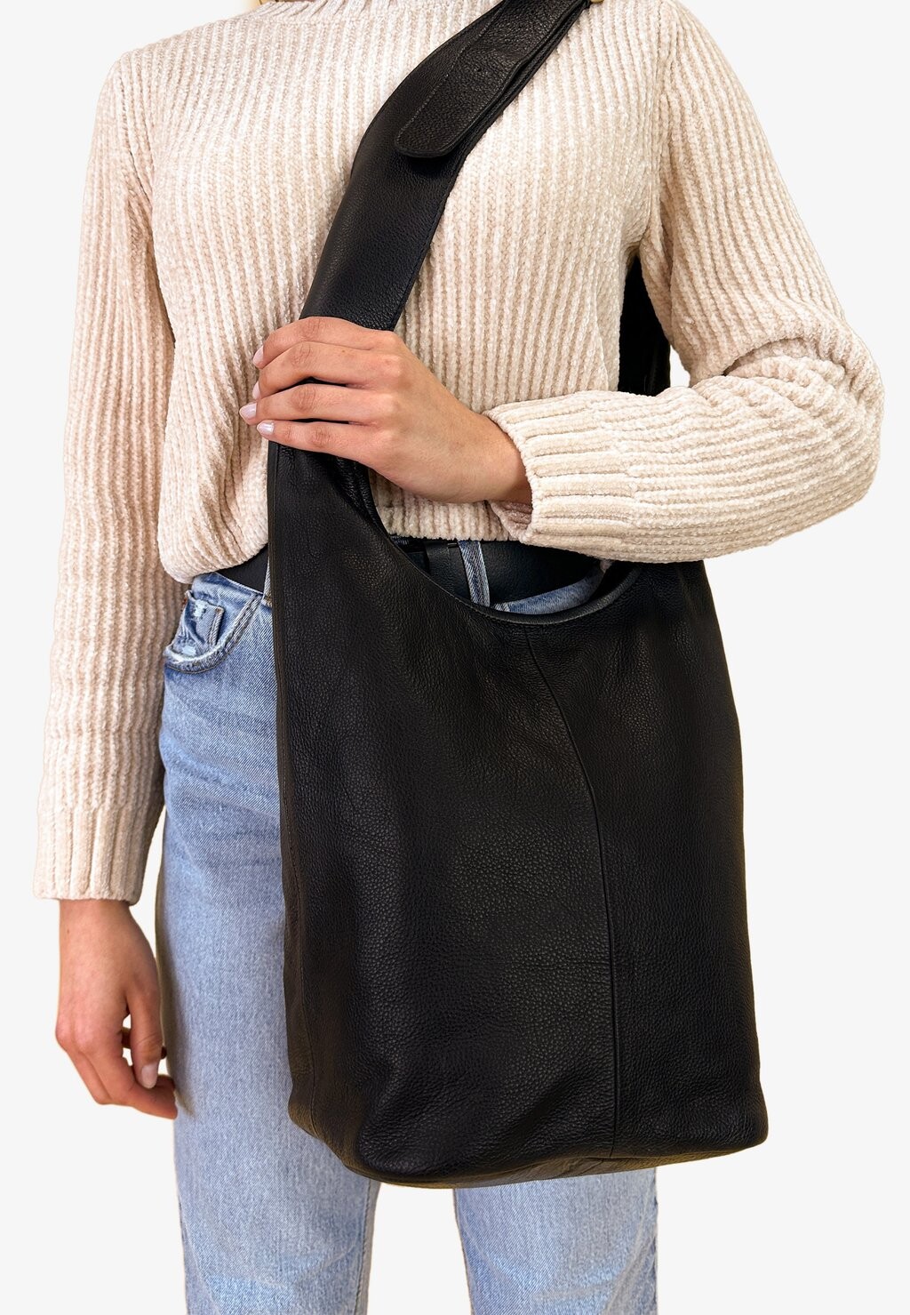 Сумка через плечо JOSEPHINE Gusti Leder, цвет schwarz struktur
Сумка через плечо JOSEPHINE Gusti Leder, цвет schwarz struktur