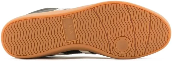 Мужские кроссовки Armani Exchange Berlin с логотипом, от белого
Мужские кроссовки Armani Exchange Berlin с логотипом, от белого