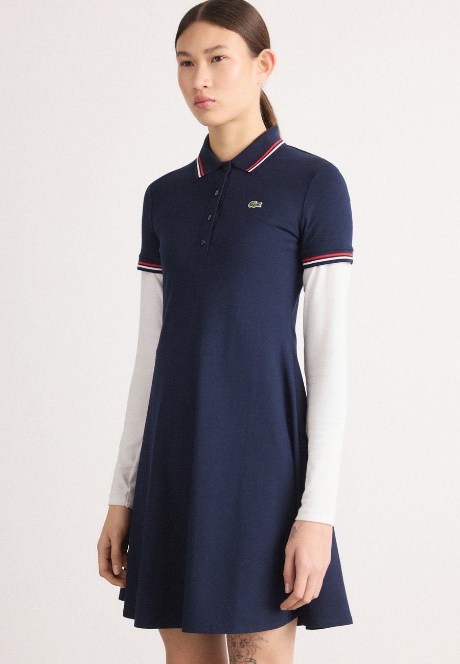Платье Lacoste Jersey dress, Navy Blue/Red/White/Dark Blue
Платье Lacoste Jersey dress, Navy Blue/Red/White/Dark Blue