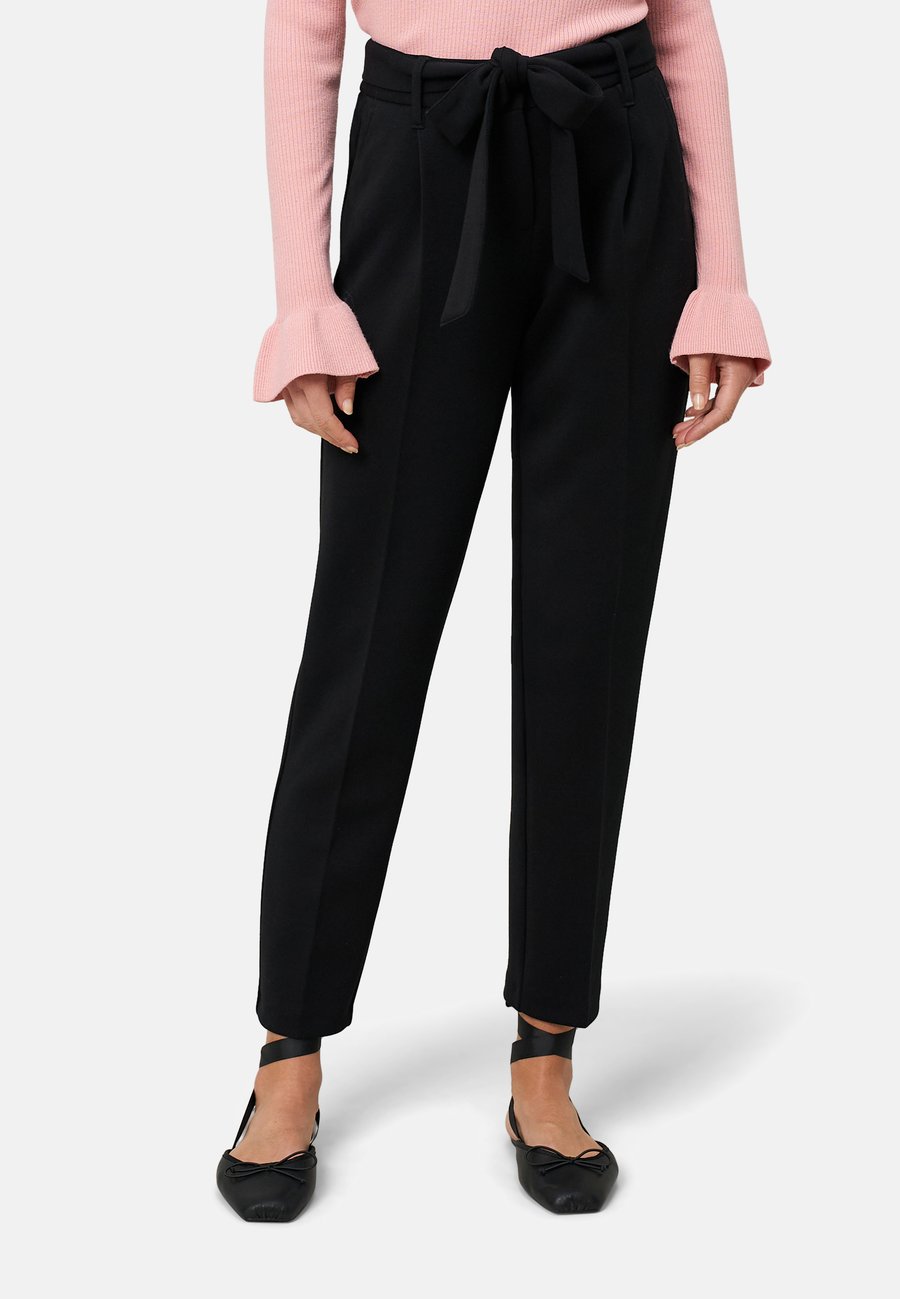 Брюки zero MIT BINDEGÜRTEL 28 INCH, Black Beauty/Black
Брюки zero MIT BINDEGÜRTEL 28 INCH, Black Beauty/Black