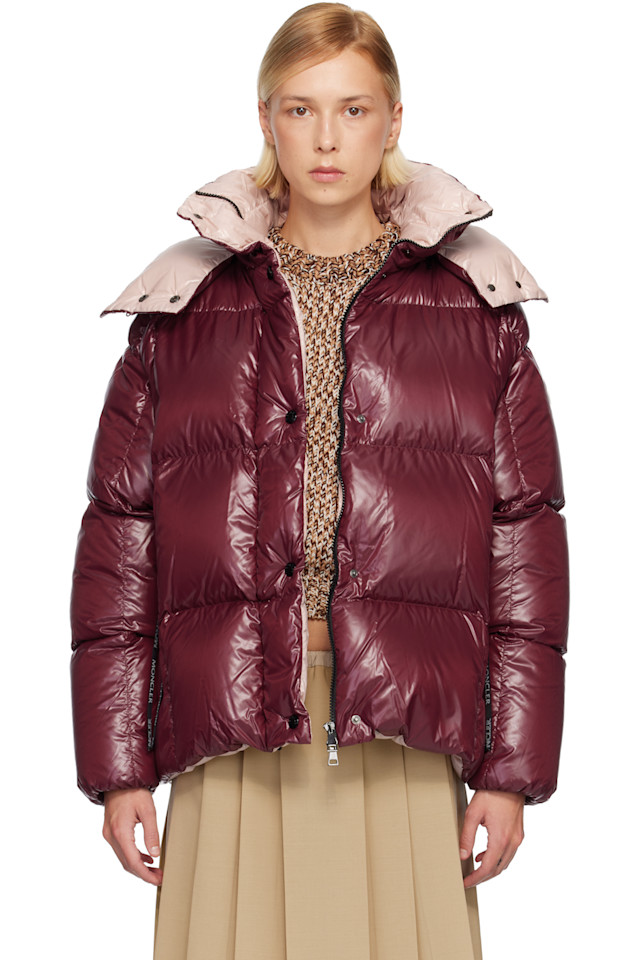Moncler Розовая короткая пуховая куртка с капюшоном «Парана»
Moncler Розовая короткая пуховая куртка с капюшоном «Парана»