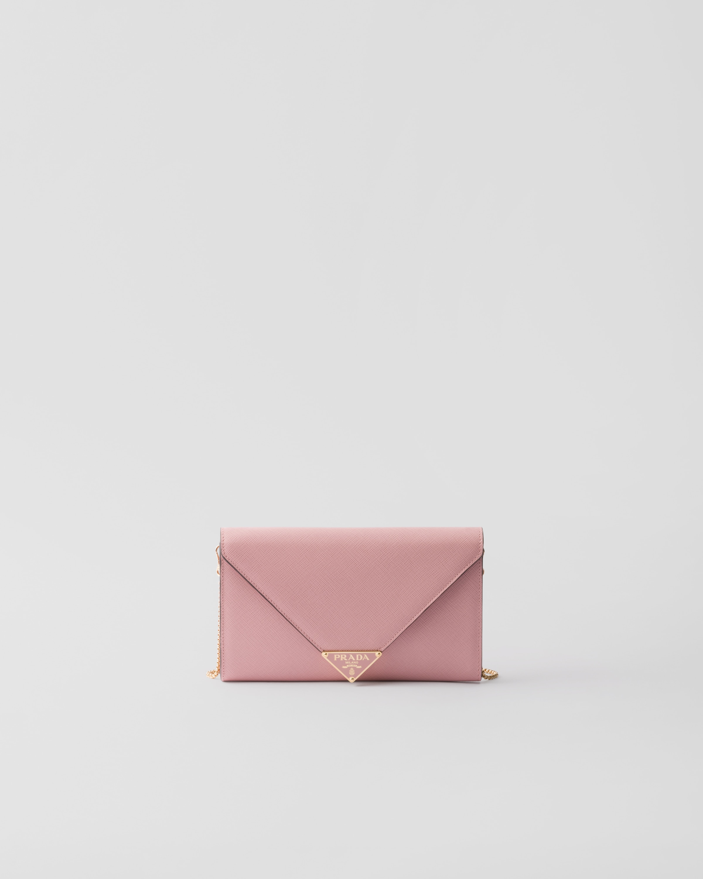 Мини-сумка из сафьяновой кожи Prada, персиковый
Мини-сумка из сафьяновой кожи Prada, персиковый