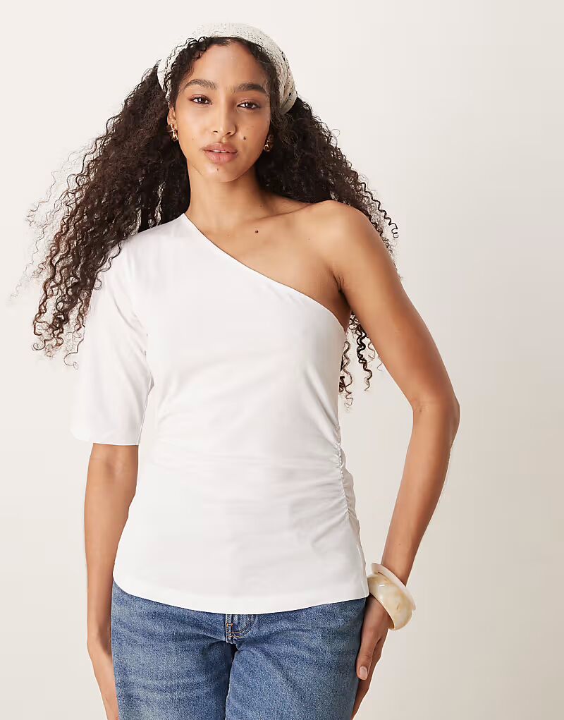 Асимметричная приталенная футболка ASOS DESIGN белого цвета
Асимметричная приталенная футболка ASOS DESIGN белого цвета