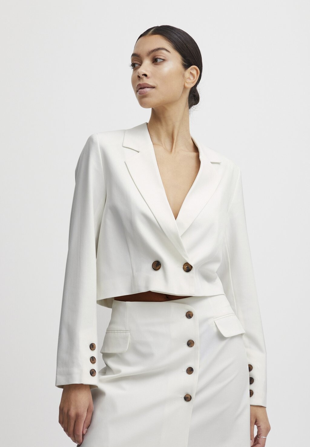 Блейзер b.young
Блейзер b.young