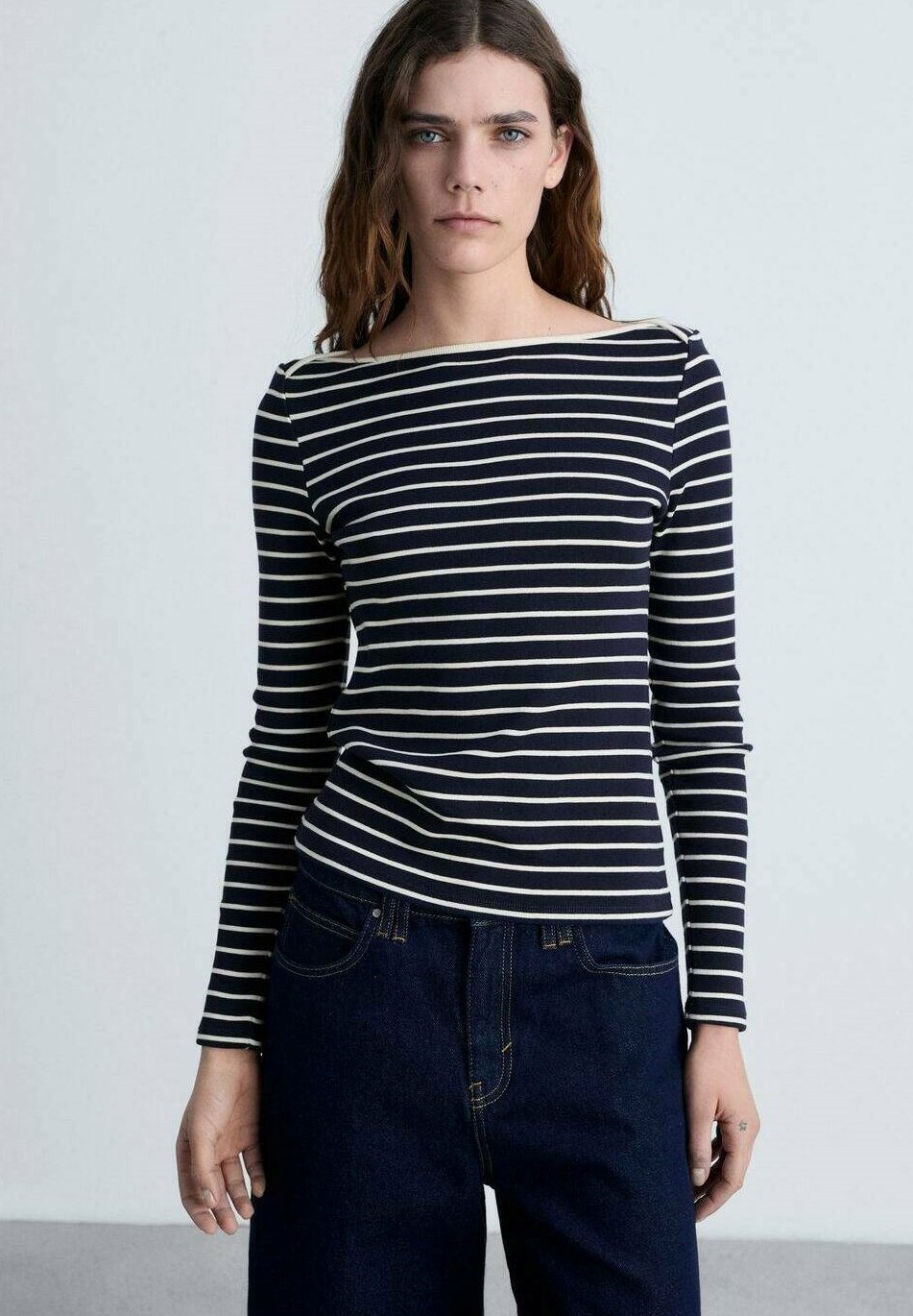 Джемпер FRENCHI Mango, темно-синий
Джемпер FRENCHI Mango, темно-синий