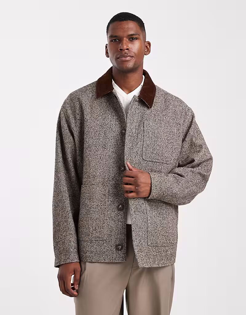 Коричневая шерстяная куртка с узором «ёлочка» Asos Design
Коричневая шерстяная куртка с узором «ёлочка» Asos Design