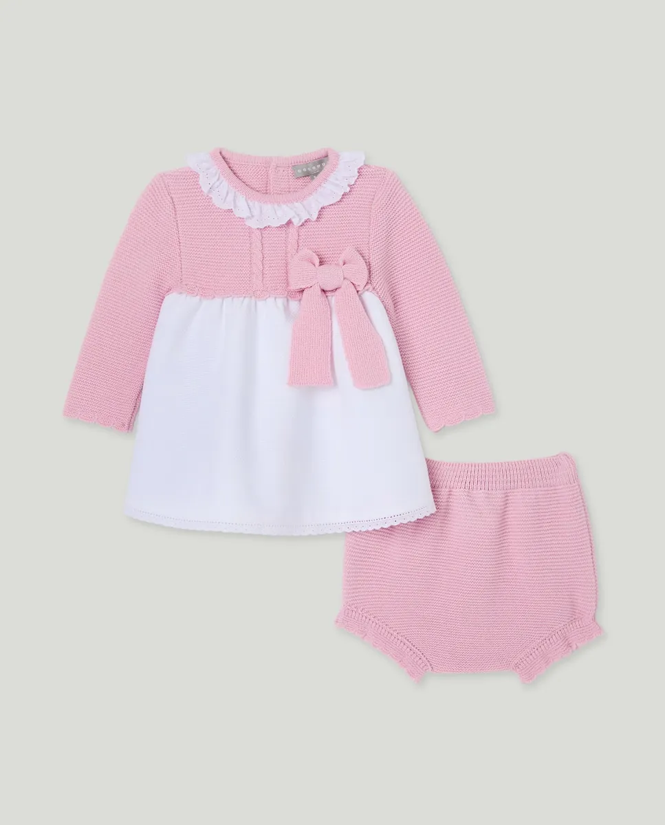 Длинное платье из пике с длинными рукавами и средней длиной, выполненное из смешанной трикотажной и плотной ткани, с атласным бантом для малыша Coconut El Corte Inglés, розовый
Длинное платье из пике с длинными рукавами и средней длиной, выполненное из смешанной трикотажной и плотной ткани, с атласным бантом для малыша Coconut El Corte Inglés, розовый