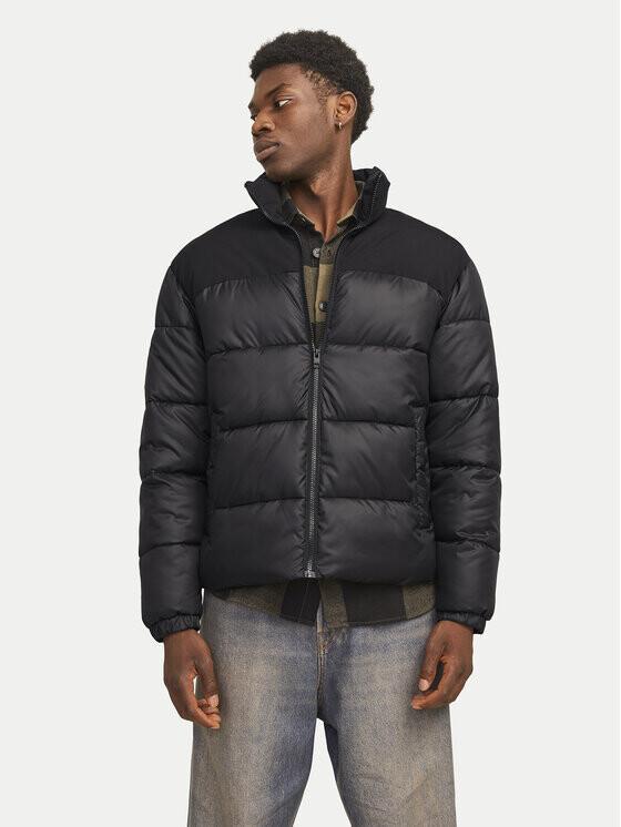 Пуховик стандартного кроя Jack&Jones, черный
Пуховик стандартного кроя Jack&Jones, черный