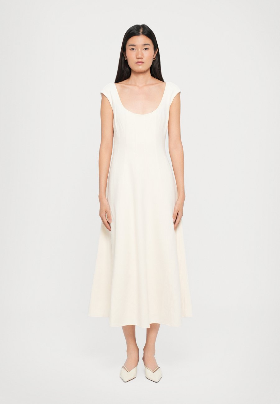 Платье STAUD CHARLOTTE DRESS, Ecru/Off-White
Платье STAUD CHARLOTTE DRESS, Ecru/Off-White