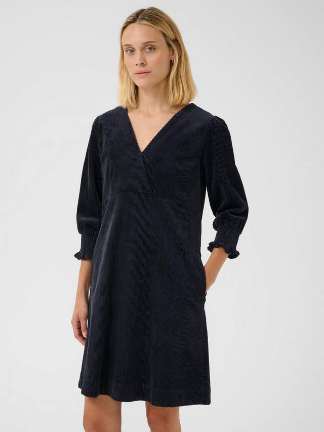 Платье Shaulii с запахом на шее Part Two, Dark Navy
Платье Shaulii с запахом на шее Part Two, Dark Navy