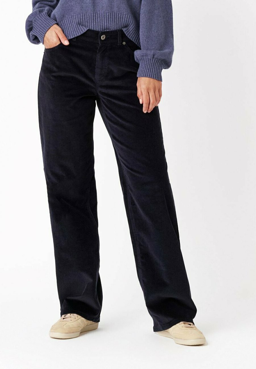Брюки TONI STYLE LIV, Dark Blue/Blue
Брюки TONI STYLE LIV, Dark Blue/Blue