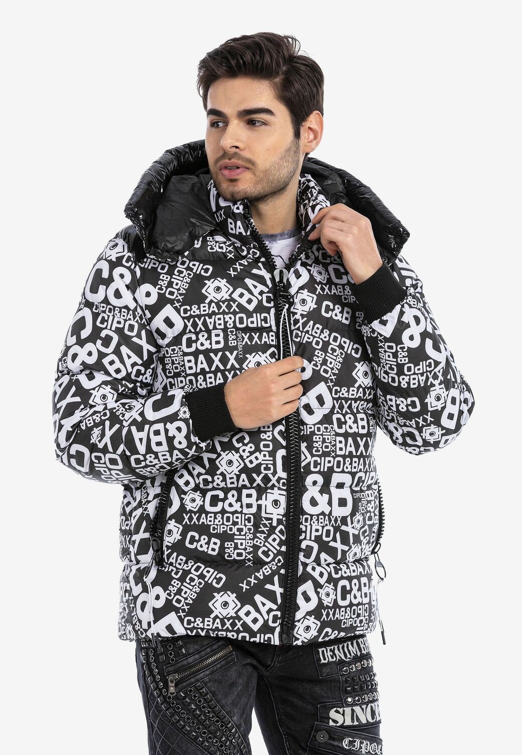 Зимняя куртка модного дизайна CIPO & BAXX, черный
Зимняя куртка модного дизайна CIPO & BAXX, черный