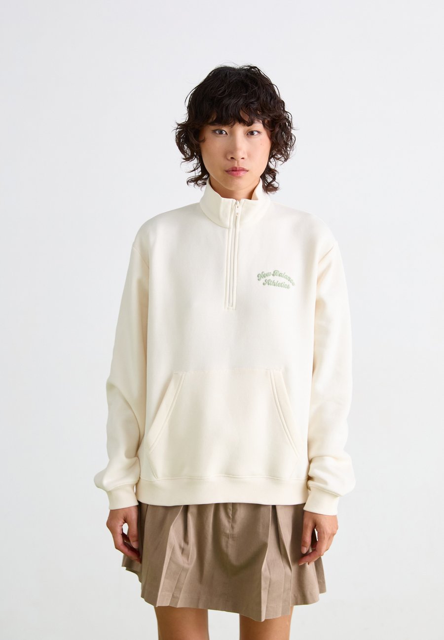 Толстовка New Balance LINEAR HERITAGE HALF ZIP, White/Off-White
Толстовка New Balance LINEAR HERITAGE HALF ZIP, White/Off-White