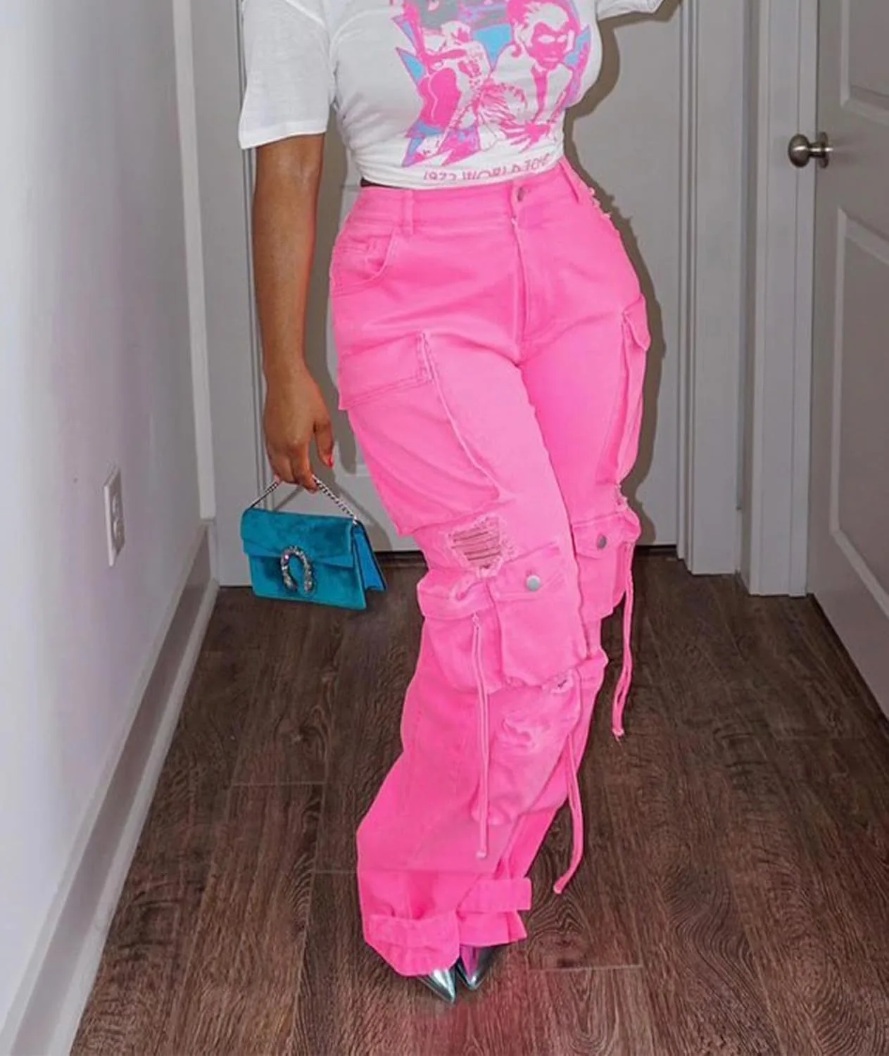 SOMTHRON женские джинсы с высокой талией, мешковатые, рваные, широкие, в стиле Y2K
SOMTHRON женские джинсы с высокой талией, мешковатые, рваные, широкие, в стиле Y2K