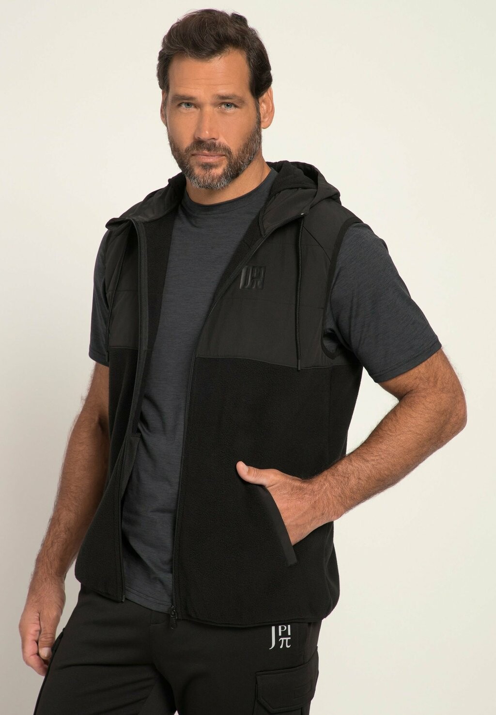 Жилет JAY PI JP1880, черный
Жилет JAY PI JP1880, черный