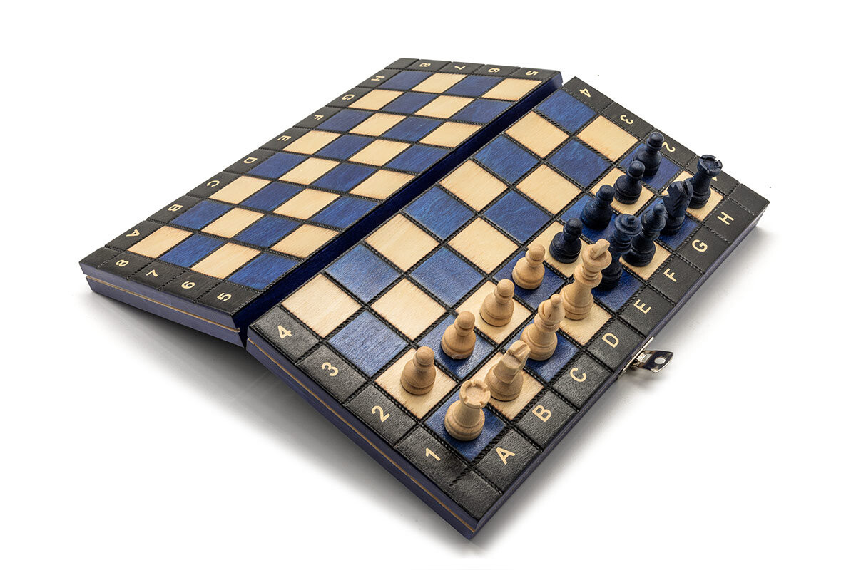 Маленькие магнитные шахматы, логическая игра, Шахматы Журека, синие Szachy Żurek
Маленькие магнитные шахматы, логическая игра, Шахматы Журека, синие Szachy Żurek