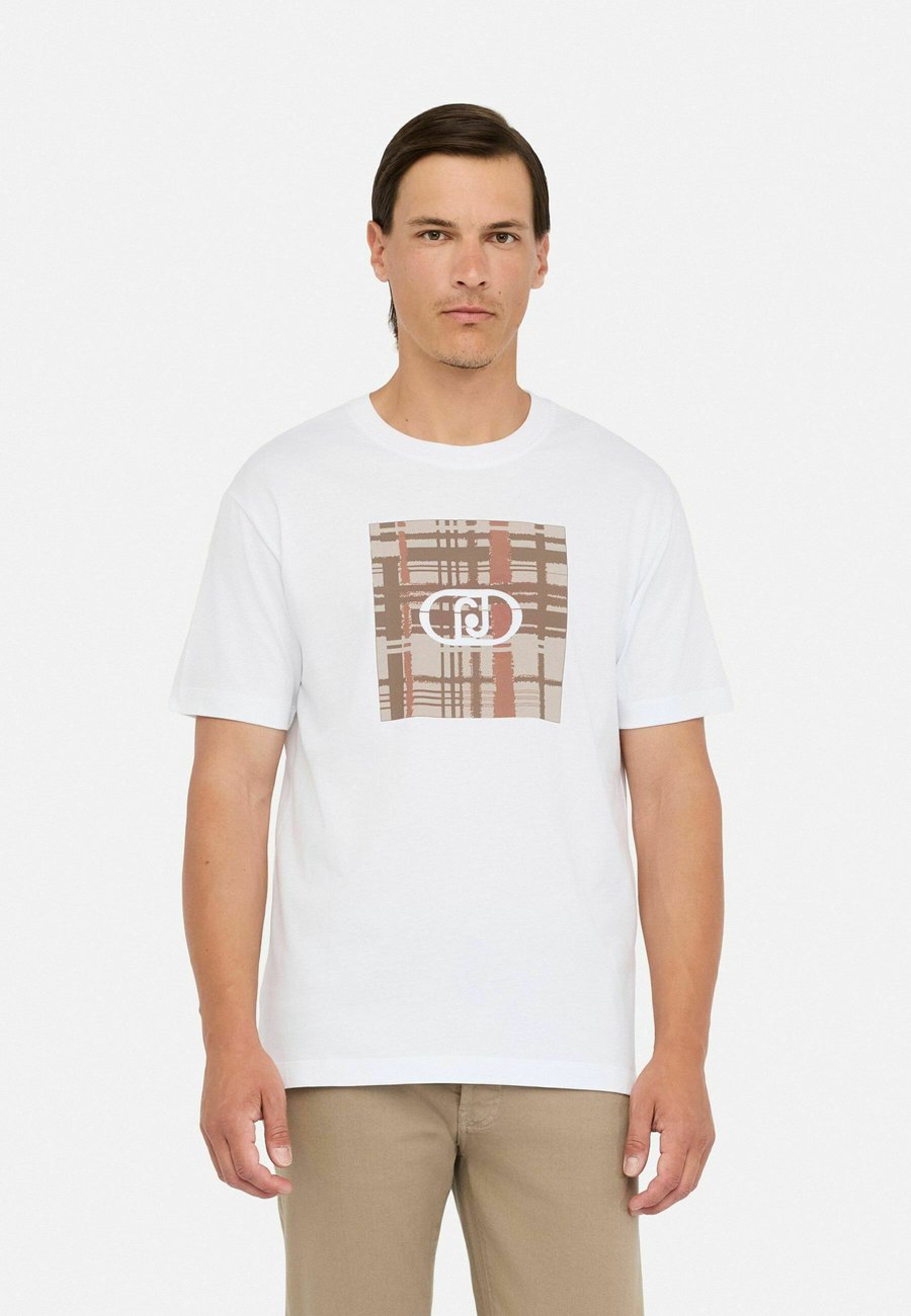 Футболка LIU JO WITH LOGO, White, Белый, Футболка LIU JO WITH LOGO, White
Футболка LIU JO WITH LOGO, White, Белый, Футболка LIU JO WITH LOGO, White