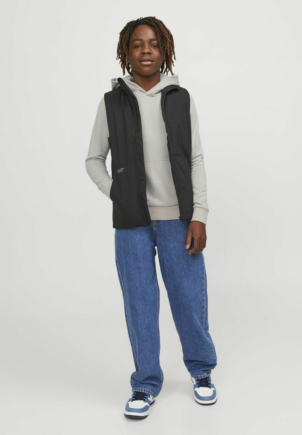 Толстовка JJEBRADLEY HOOD Jack & Jones Junior, цвет moonbeam
Толстовка JJEBRADLEY HOOD Jack & Jones Junior, цвет moonbeam