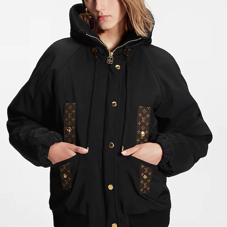 Куртка женская черная Louis Vuitton
Куртка женская черная Louis Vuitton