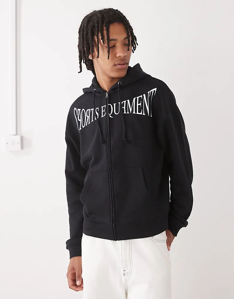 COLLUSION Черная толстовка с капюшоном на молнии с принтом в спортивном стиле
COLLUSION Черная толстовка с капюшоном на молнии с принтом в спортивном стиле