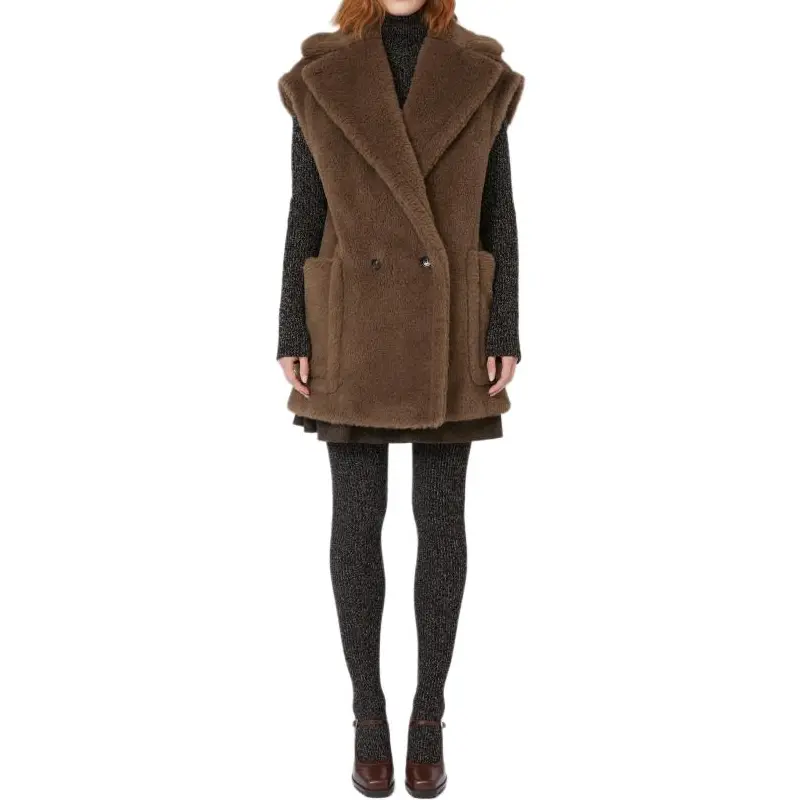 Женские жилеты Tan Lapel Moderate Others MaxMara, tan
Женские жилеты Tan Lapel Moderate Others MaxMara, tan