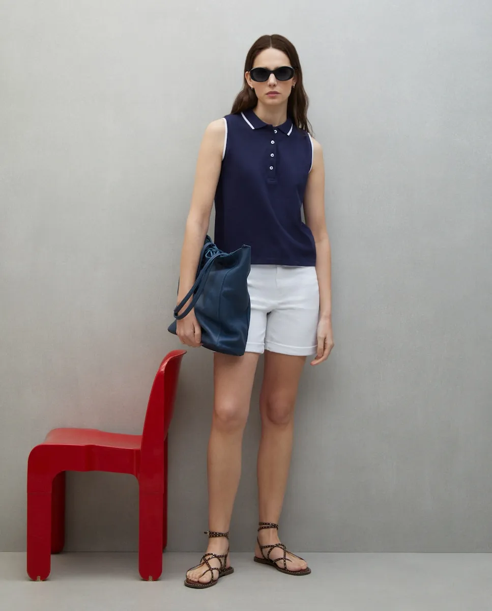 Простая женская рубашка поло без рукавов Easy Wear, тёмно-синий
Простая женская рубашка поло без рукавов Easy Wear, тёмно-синий