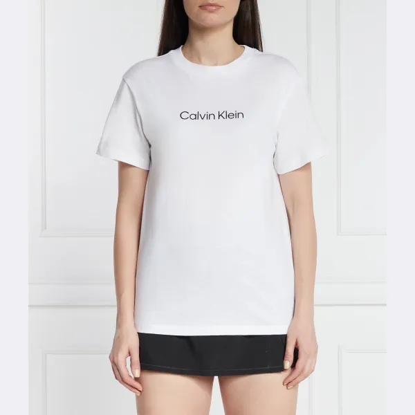 Футболка стандартного кроя с логотипом Hero Calvin Klein, белый
Футболка стандартного кроя с логотипом Hero Calvin Klein, белый