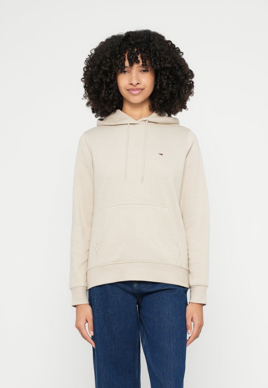 Худи Tommy Jeans FLAG, Gulf Sand/Beige, Бежевый, Худи Tommy Jeans FLAG, Gulf Sand/Beige
Худи Tommy Jeans FLAG, Gulf Sand/Beige, Бежевый, Худи Tommy Jeans FLAG, Gulf Sand/Beige