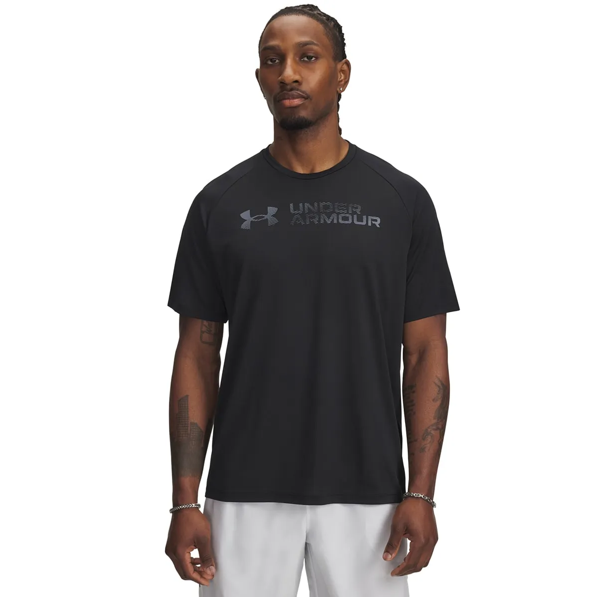 Мужская футболка UA Tech Reflective SS Under Armour, черный
Мужская футболка UA Tech Reflective SS Under Armour, черный