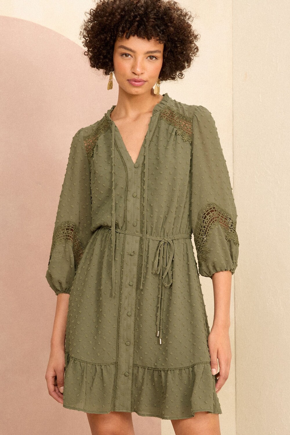 Мини платье с рукавами 3/4 и отделкой из кружева Добби Love & Roses, зеленый
Мини платье с рукавами 3/4 и отделкой из кружева Добби Love & Roses, зеленый