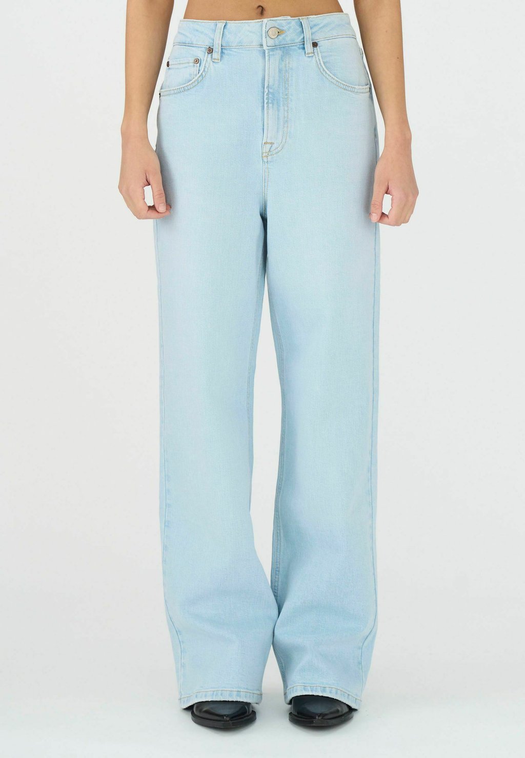 Джинсы свободного кроя WASH WEMBLEY Ivy Copenhagen, цвет Denim Blue
Джинсы свободного кроя WASH WEMBLEY Ivy Copenhagen, цвет Denim Blue