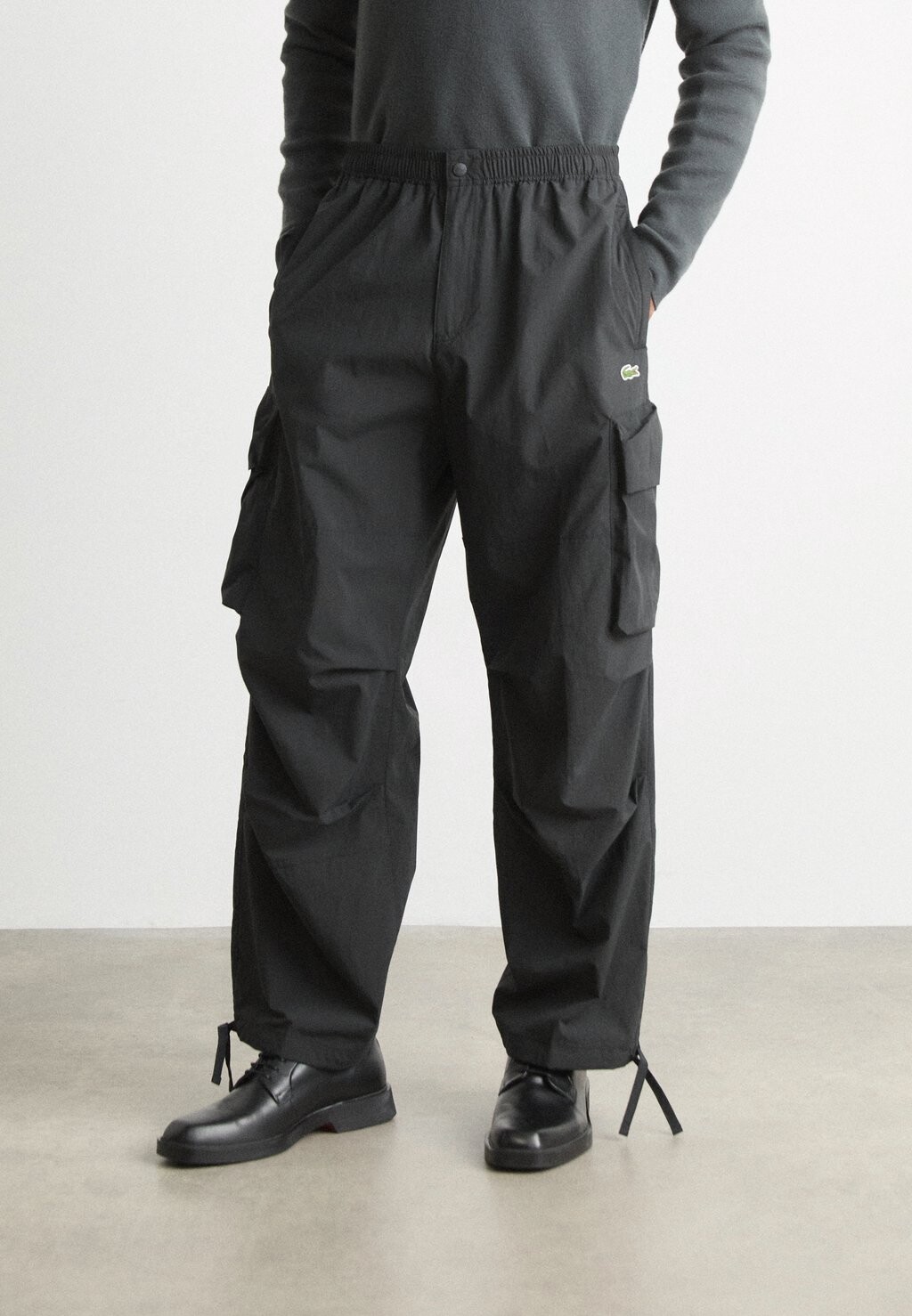 Брюки карго Lacoste, черный
Брюки карго Lacoste, черный