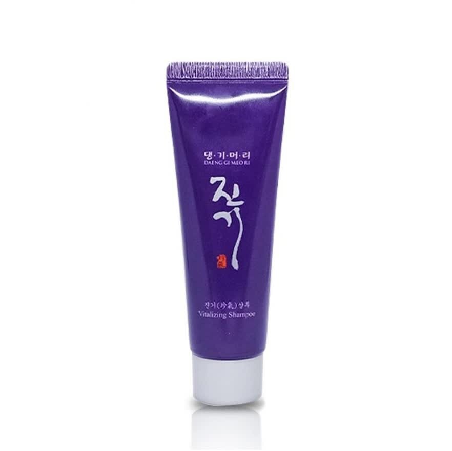 Daeng Gi Meo Ri - Vitalizing Shampoo - Регенерирующий шампунь - 50мл
Daeng Gi Meo Ri - Vitalizing Shampoo - Регенерирующий шампунь - 50мл