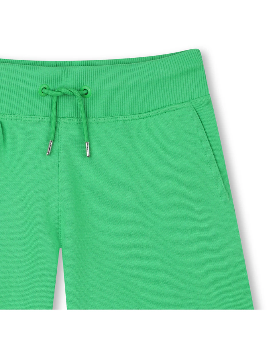 Детские бермуды гладкие со шнурком для регулировки Hugo, зеленый
Детские бермуды гладкие со шнурком для регулировки Hugo, зеленый