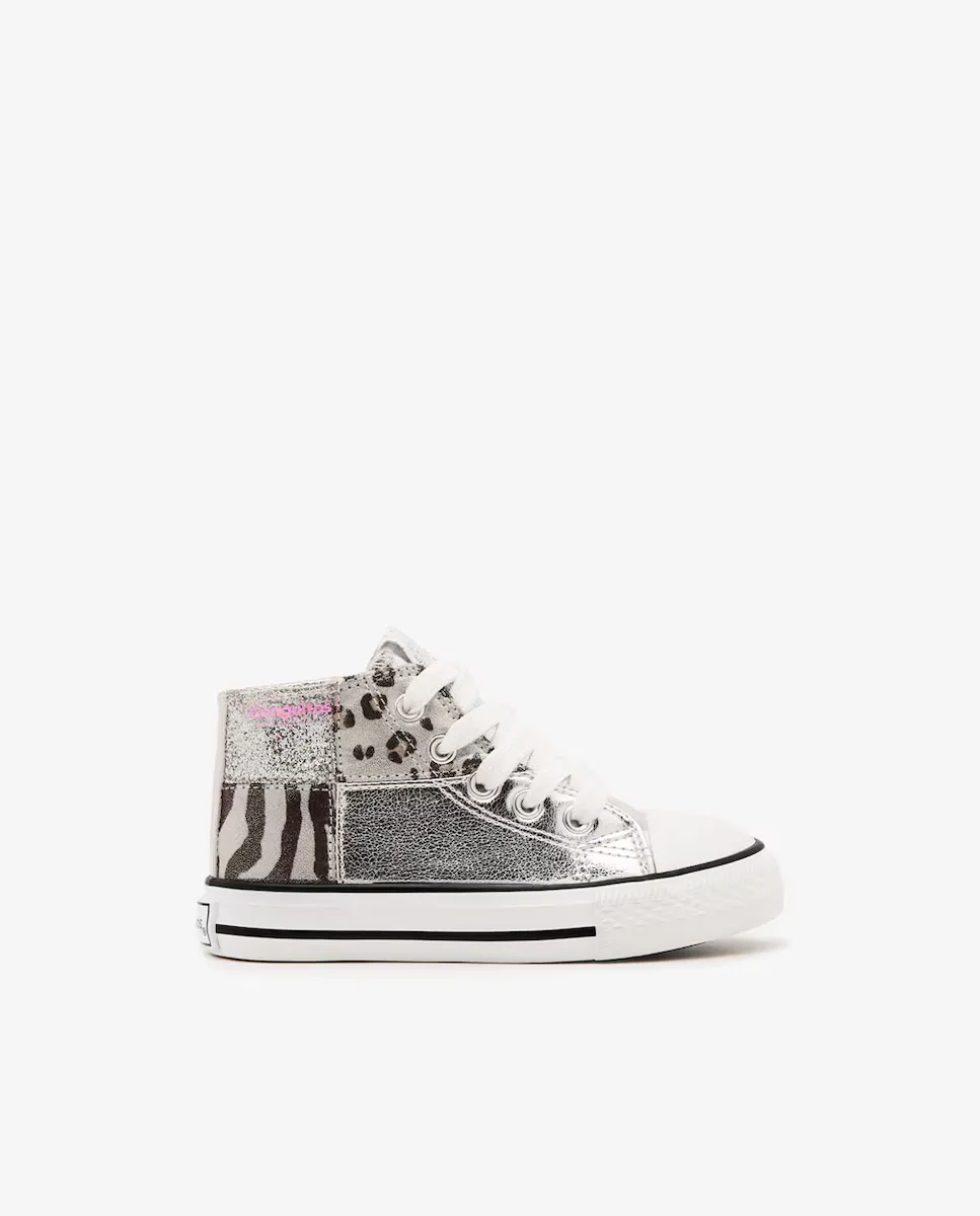 Детские высокие кроссовки с отделкой в стиле пэчворк и анималистическим принтом Conguitos, серебрянный
Детские высокие кроссовки с отделкой в стиле пэчворк и анималистическим принтом Conguitos, серебрянный
