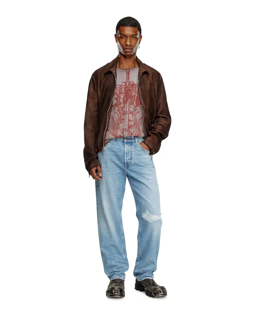 Мужские прямые джинсы DIESEL с ширинкой на пуговицах, синий 
Мужские прямые джинсы DIESEL с ширинкой на пуговицах, синий