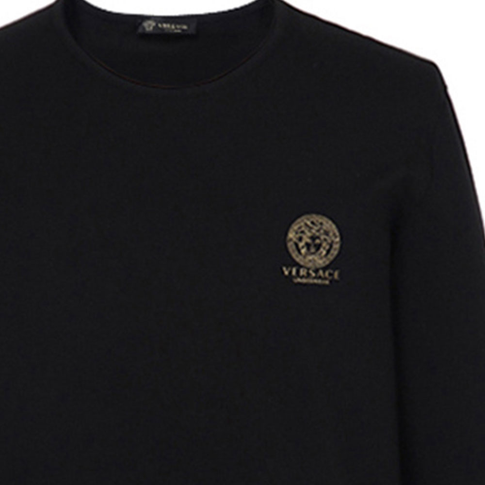 Футболка с длинным рукавом VERSACE, черная
Футболка с длинным рукавом VERSACE, черная