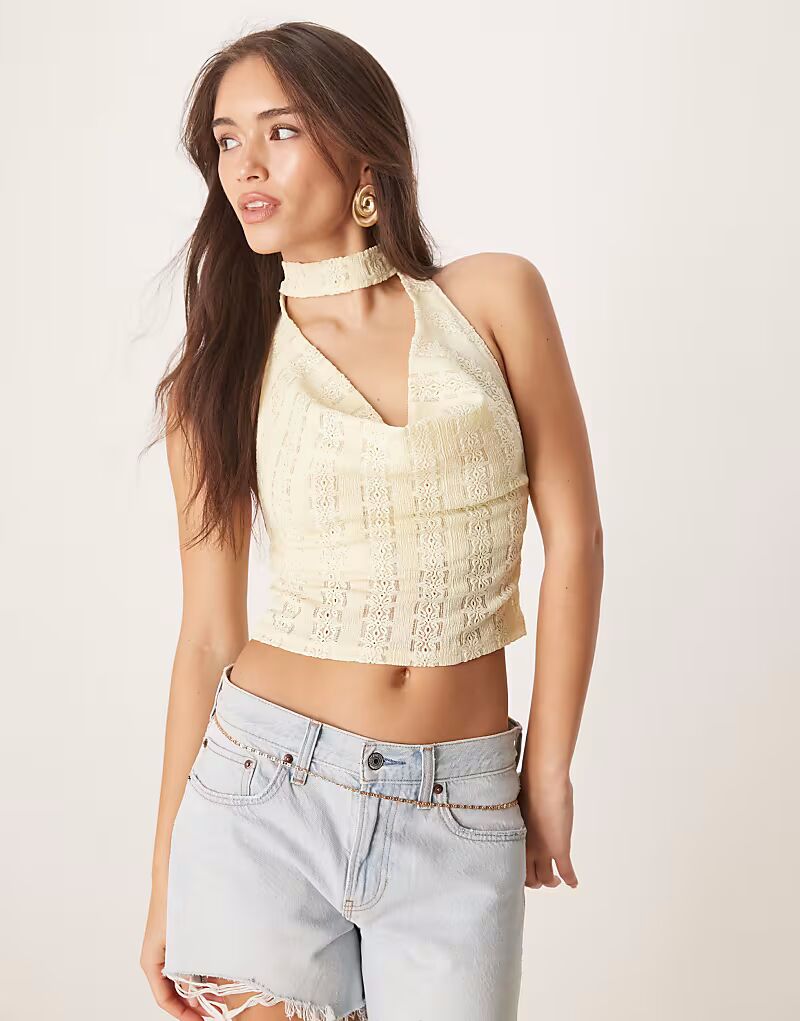 Топ Motel Chupa Broderie Flower в лимонно-желтом цвете
Топ Motel Chupa Broderie Flower в лимонно-желтом цвете