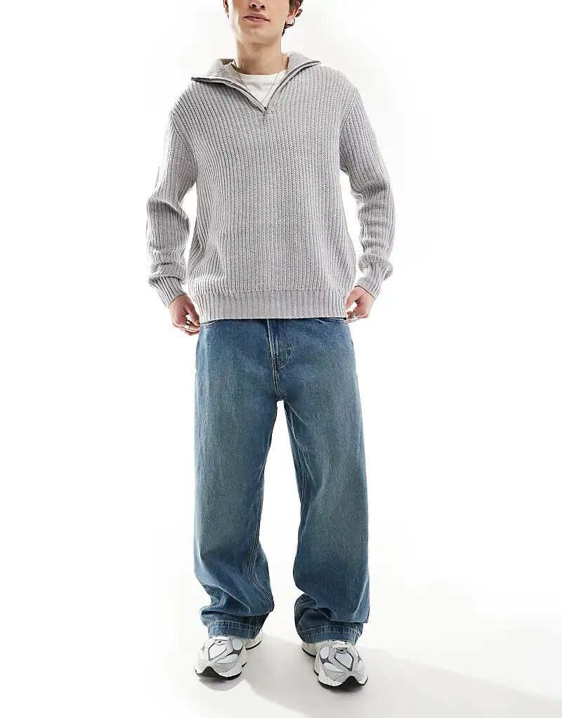 Очень мешковатые джинсы средне-синего цвета Hollister
Очень мешковатые джинсы средне-синего цвета Hollister