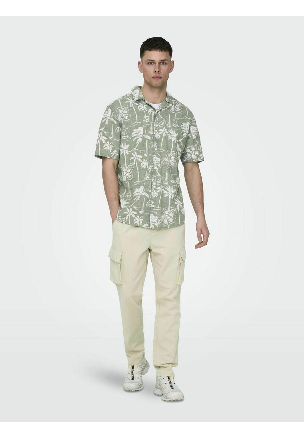 Брюки в стиле милитари Only & Sons, посеребренный
Брюки в стиле милитари Only & Sons, посеребренный