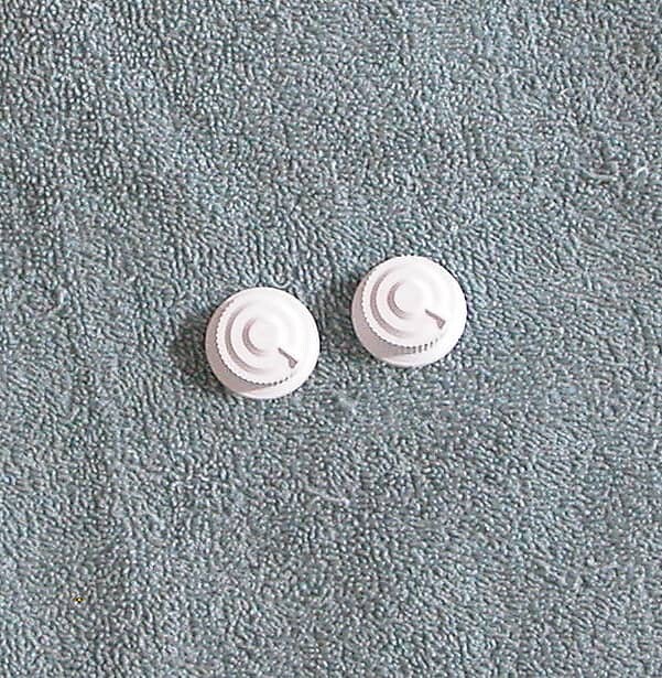 Электрогитара Flying Saucer Knobs - 2 - Fits RickenBacker and 1/4" solid shaft 3/8 long Pots 3D Printed GeorgeBoards Free Shipping USA
Электрогитара Flying Saucer Knobs - 2 - Fits RickenBacker and 1/4" solid shaft 3/8 long Pots 3D Printed GeorgeBoards Free Shipping USA