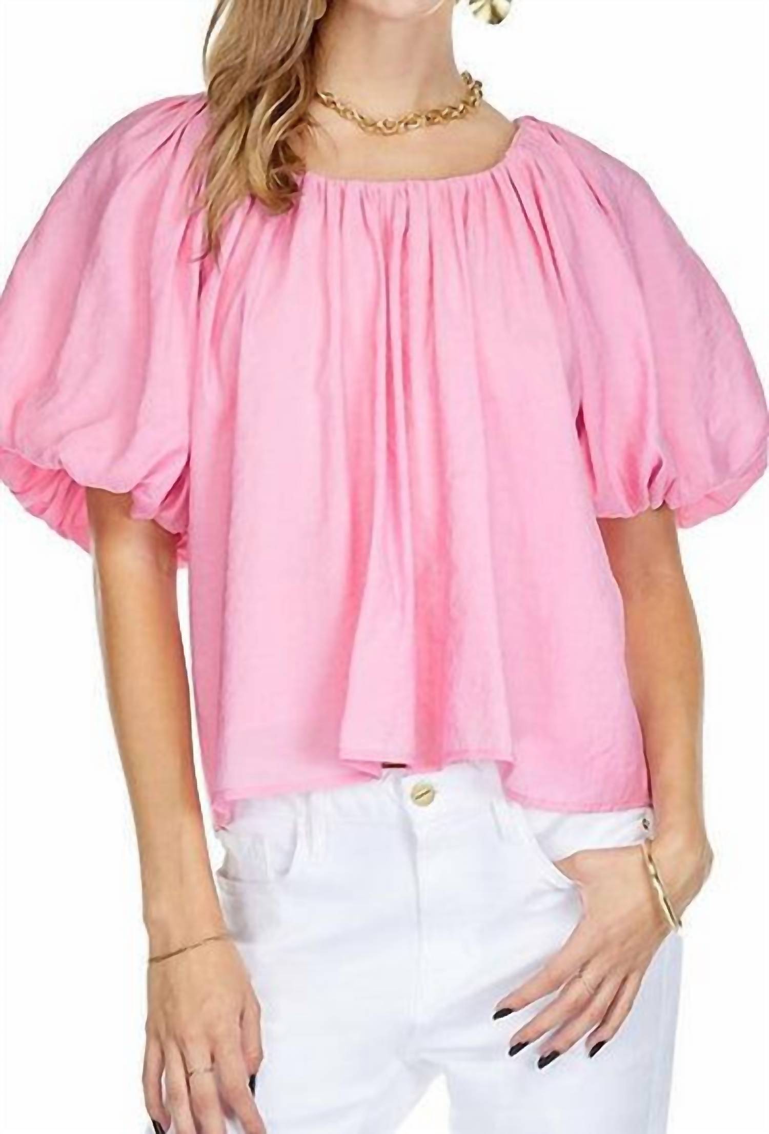 Топ с пышными рукавами и расклешенным низом в нежно-розовом цвете Joy Joy
Топ с пышными рукавами и расклешенным низом в нежно-розовом цвете Joy Joy