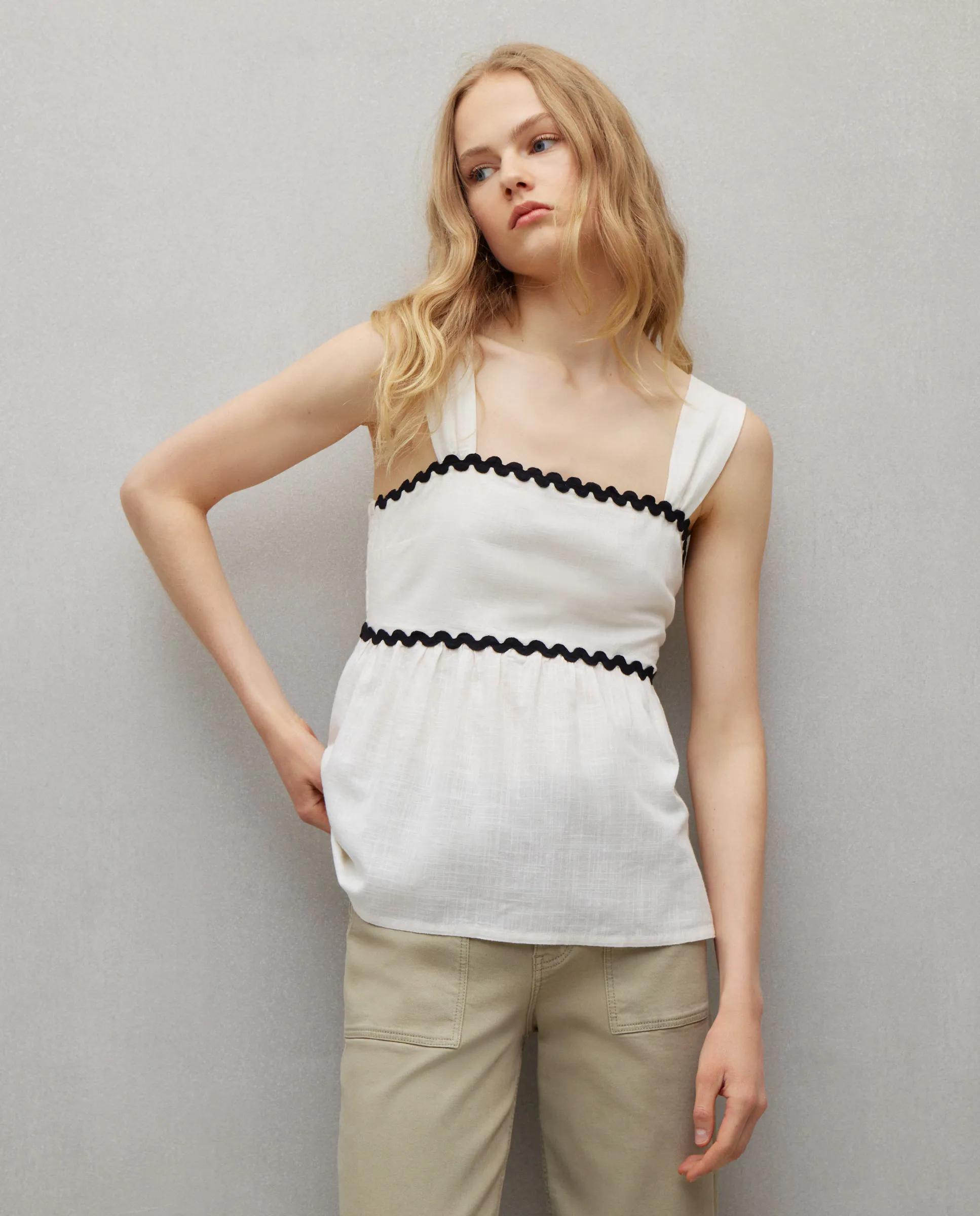 Топ tirante ancho piconela Easy Wear, белый
Топ tirante ancho piconela Easy Wear, белый