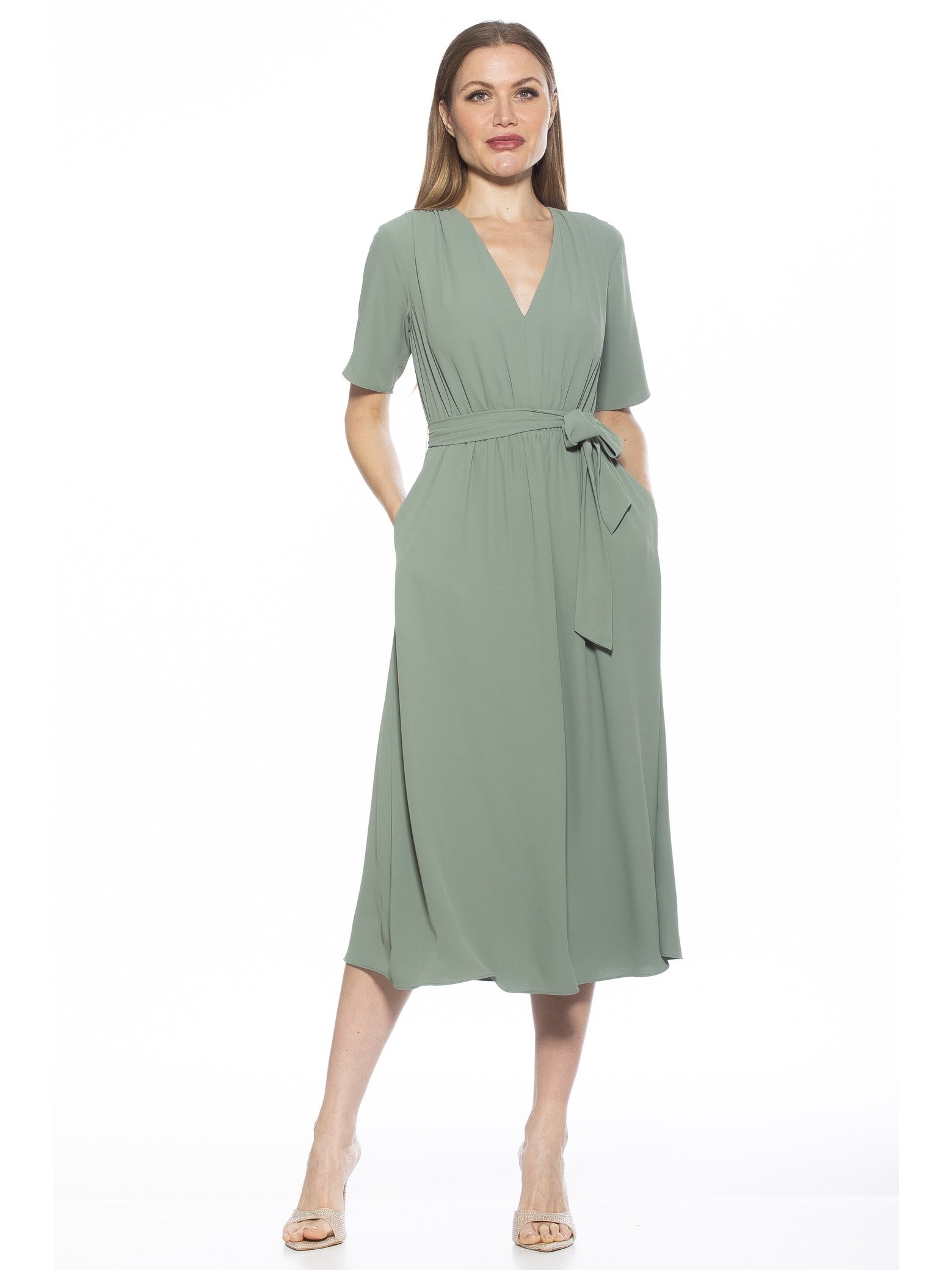 Платье Лариса ALEXIA ADMOR, цвет sage
Платье Лариса ALEXIA ADMOR, цвет sage