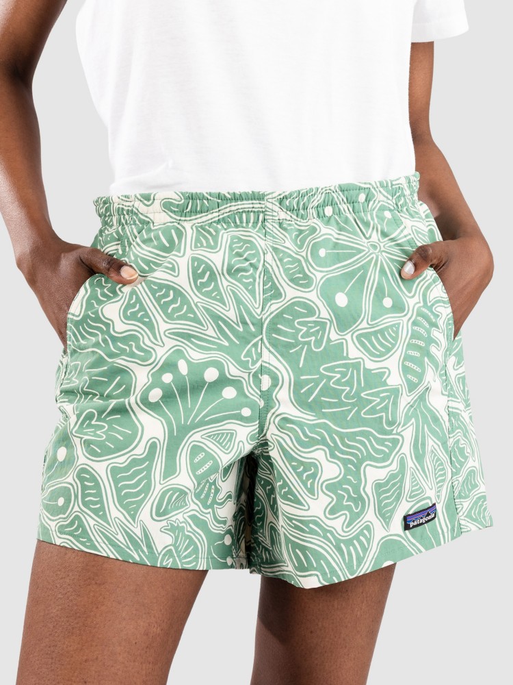 Шорты Patagonia Baggies - 5 In. Shorts, bees and flwers/hrtlf grn
Шорты Patagonia Baggies - 5 In. Shorts, bees and flwers/hrtlf grn